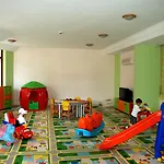 بانوراما - شامل كليًا ألانيا