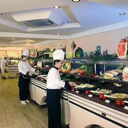 全景全包酒店 阿拉尼亚